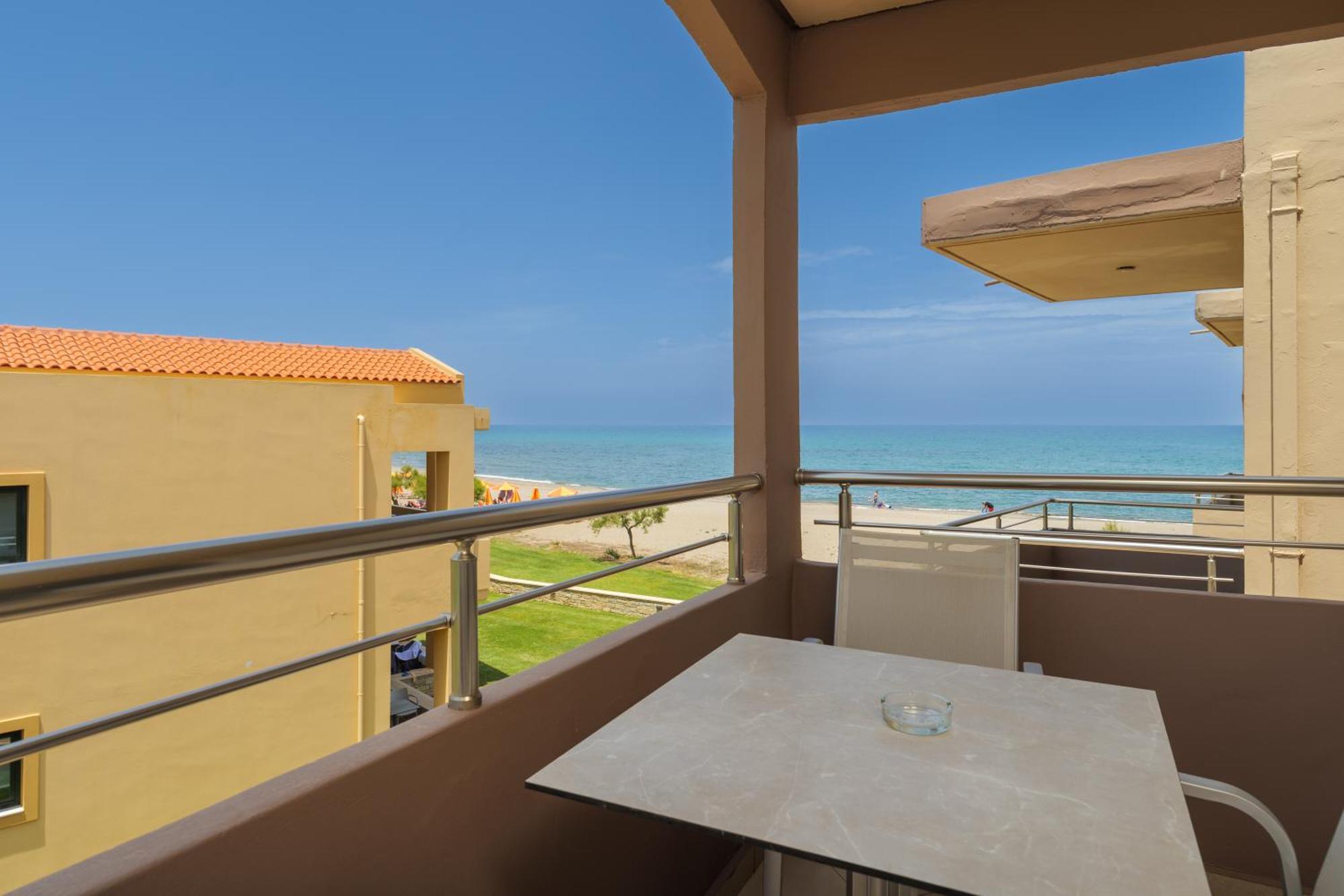 Matzi Hotel Apartments Gerani  Exterior photo